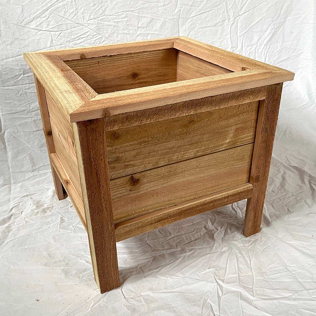Cedar Garden Box - Main Image